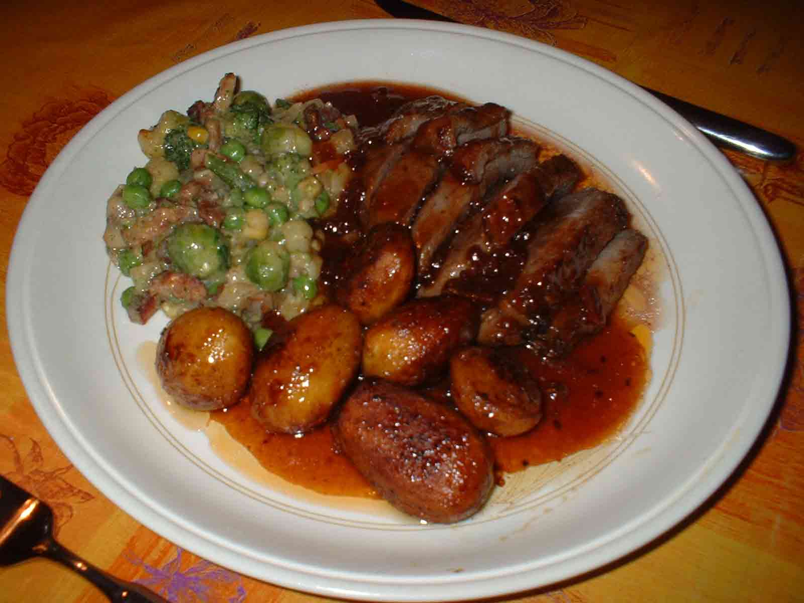 Entenbrust mit Orangensauce und Warmes Gemuese ala Kalli